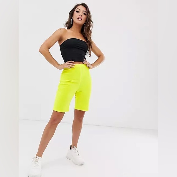 Missguided Velvet Biker Shorts - Picture 5 of 5